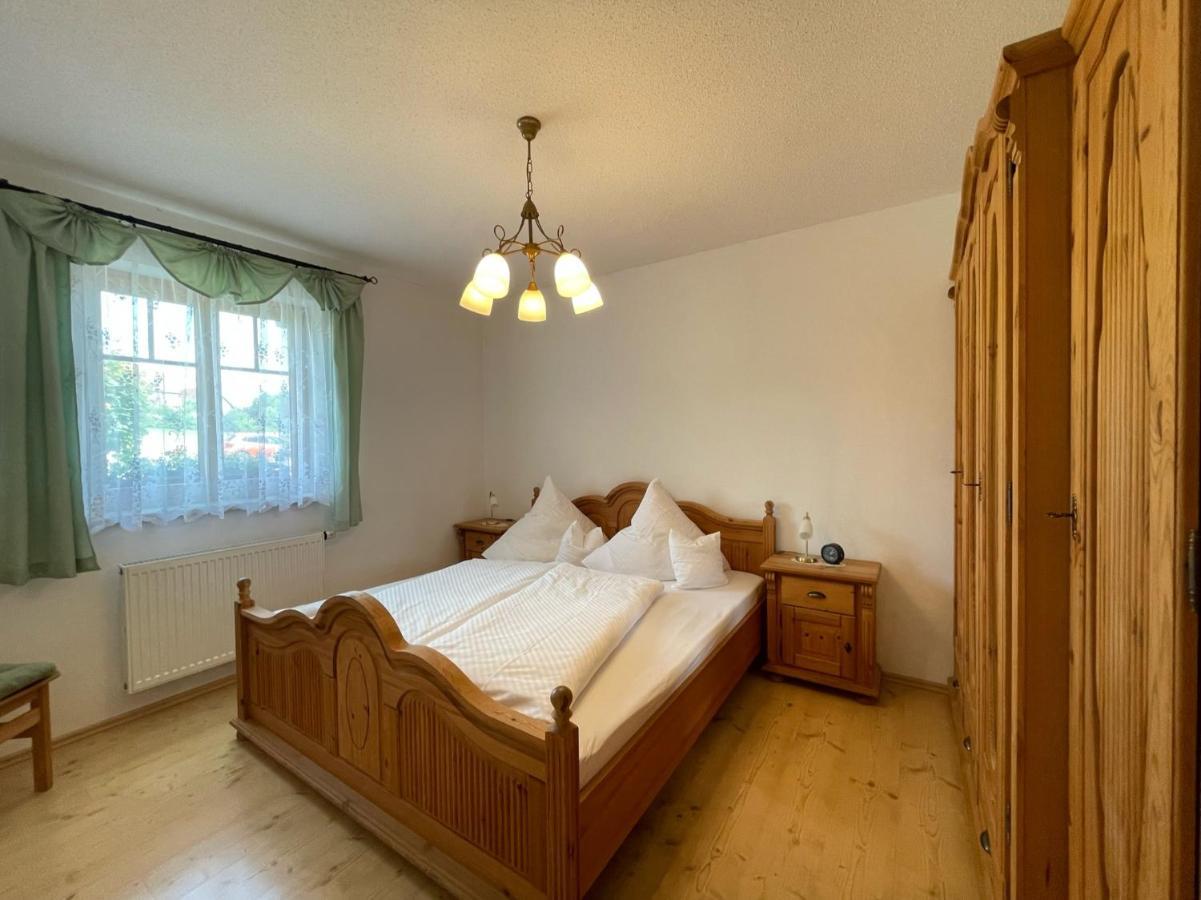 Ferienwohnungen Am Kirchberg Kapplblick Neualbenreuth Eksteriør billede